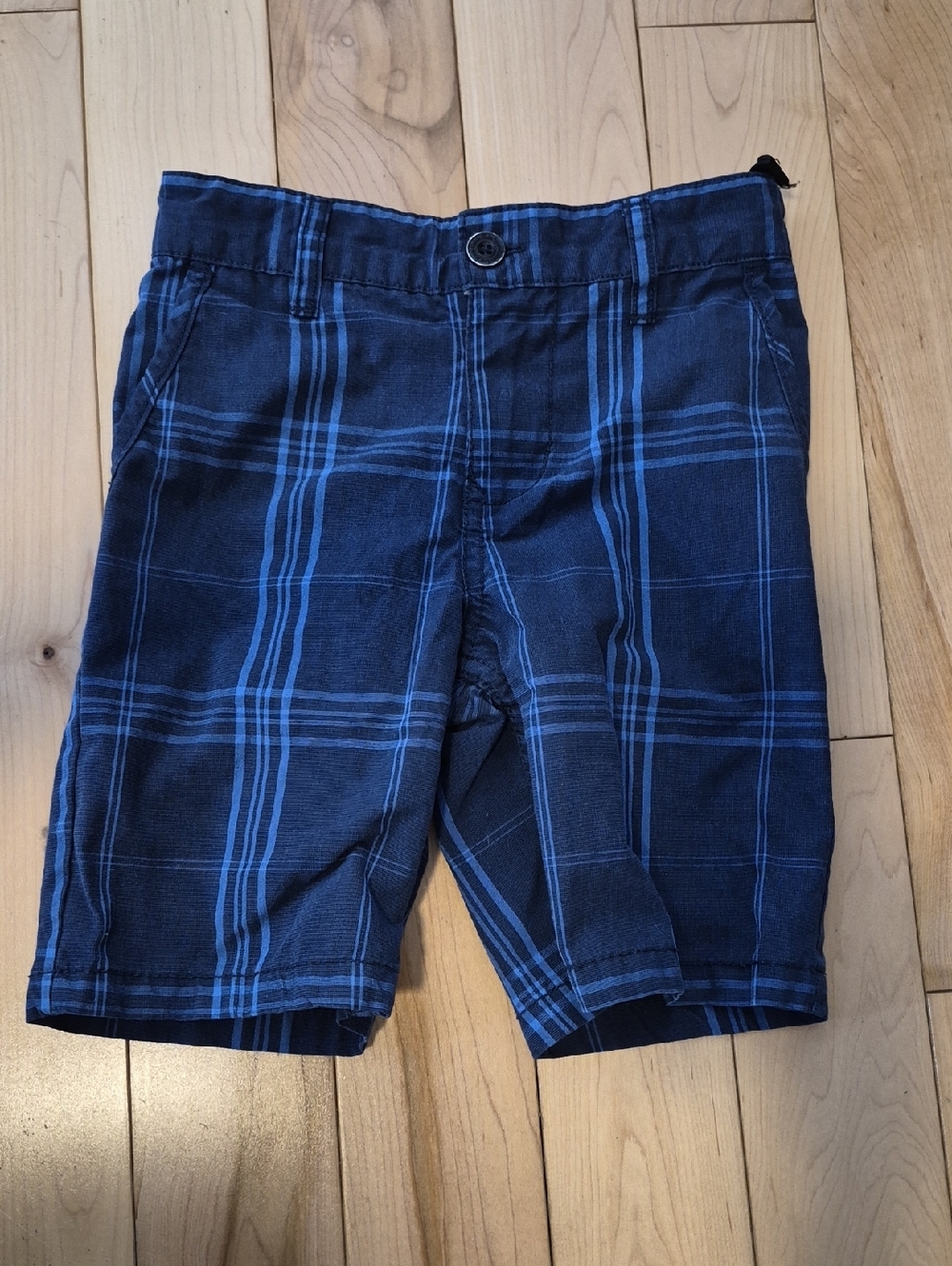 Boy's Size 5 Calvin Klein Blue Plaid Casual Shorts